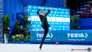 aa q karika polina ukr ph simone ferraro sfa00075 copia